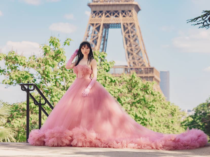 What to Wear for a Paris Photoshoot: The Complete Outfit Guide